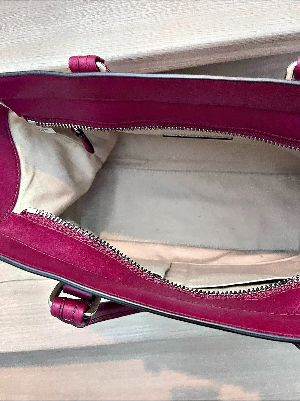 Coach Legacy Leather two tone tote - Picture 4 of 5